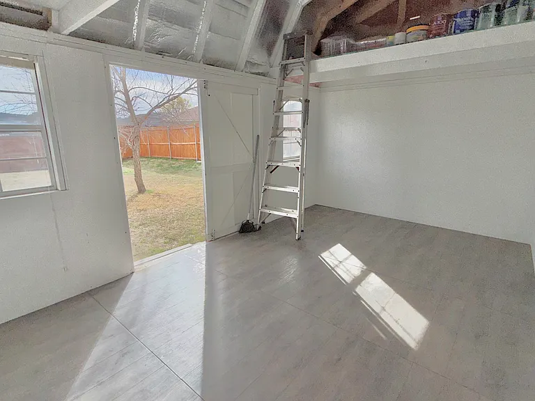 2107 Gail Dr — Photo 32