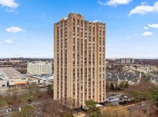 9701 Fields Rd APT 1202, Gaithersburg, MD 20878