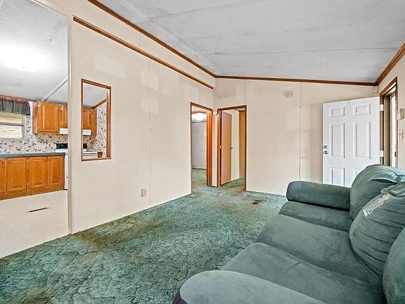 5th image of 355 Fudges Creek Rd