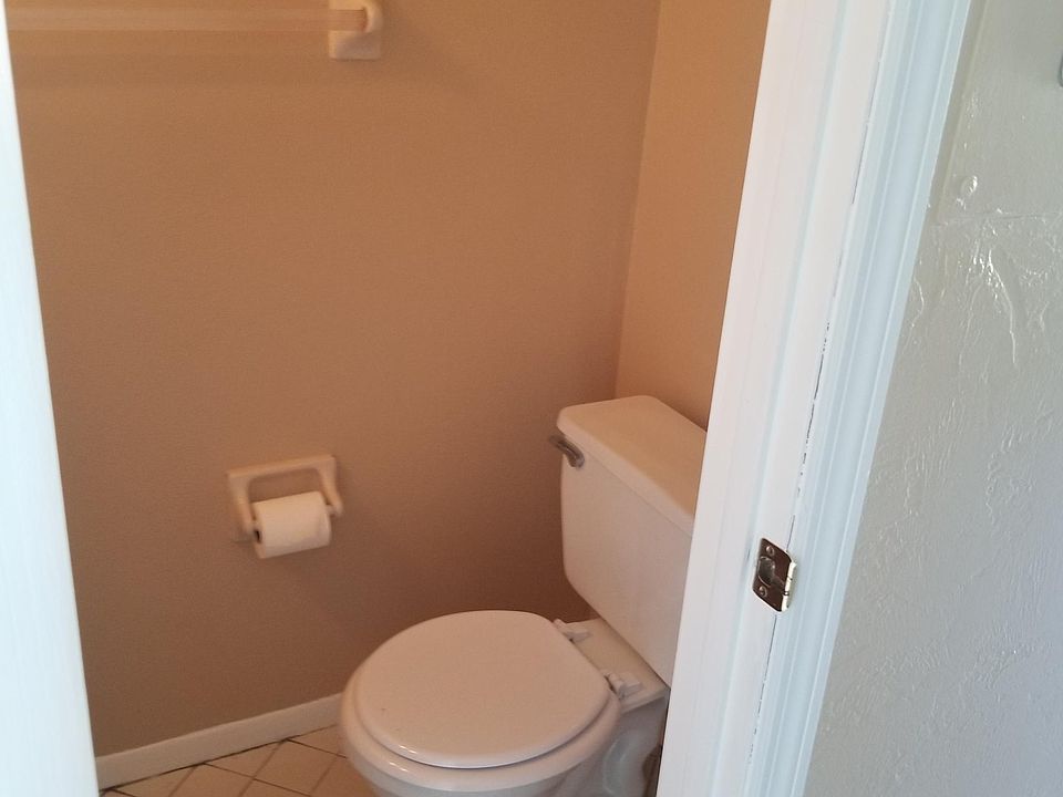 1st image of 980 Canalview Blvd #B6