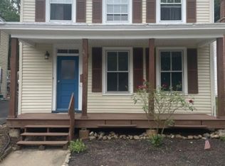 257 Depue St, Belvidere, NJ 07823