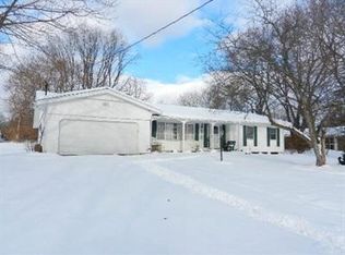 10 Orchard Dr, Big Flats, NY 14814