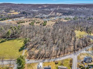 E Center St, Shavertown, PA 18708