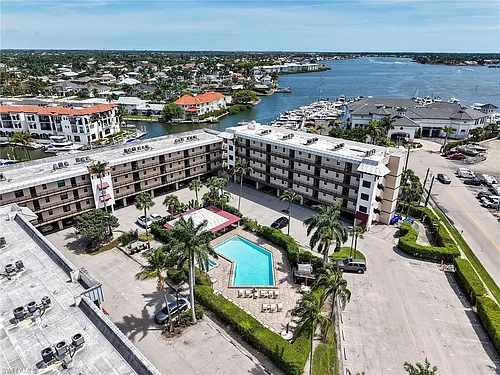 801 River Point Dr #203A Photo 1