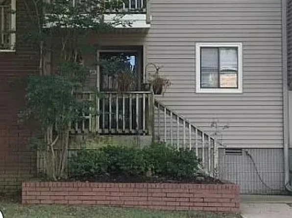 2824 Foxcroft Rd APT 34, Little Rock, AR 72227