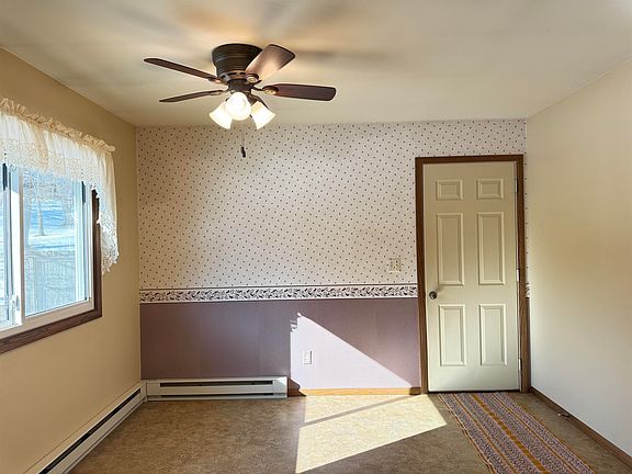 5th image of 694 Leighton Rd