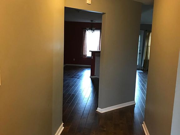 2nd image of 6911 Scofield Dr