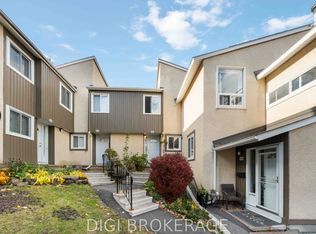 1422 Lassiter Ter, Ottawa, ON K1J8N3