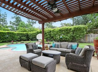 22 N Scribewood Cir, The Woodlands, TX 77382