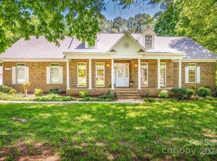 6730 Hawks Nest Ln, Stanley, NC 28164