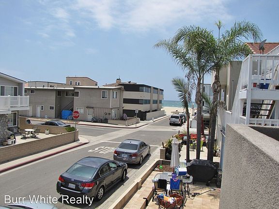 3rd image of 119 34th St #B