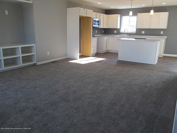 4th image of 5216 Summerbrooke Cir