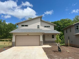 2636 N Prospect Ave, Springfield, MO 65803