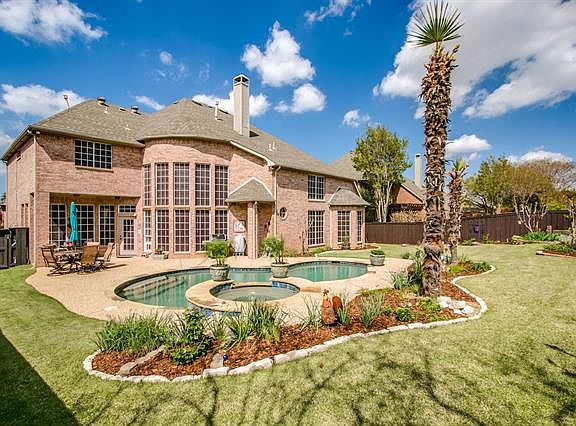 3rd image of 2301 Danielle Dr