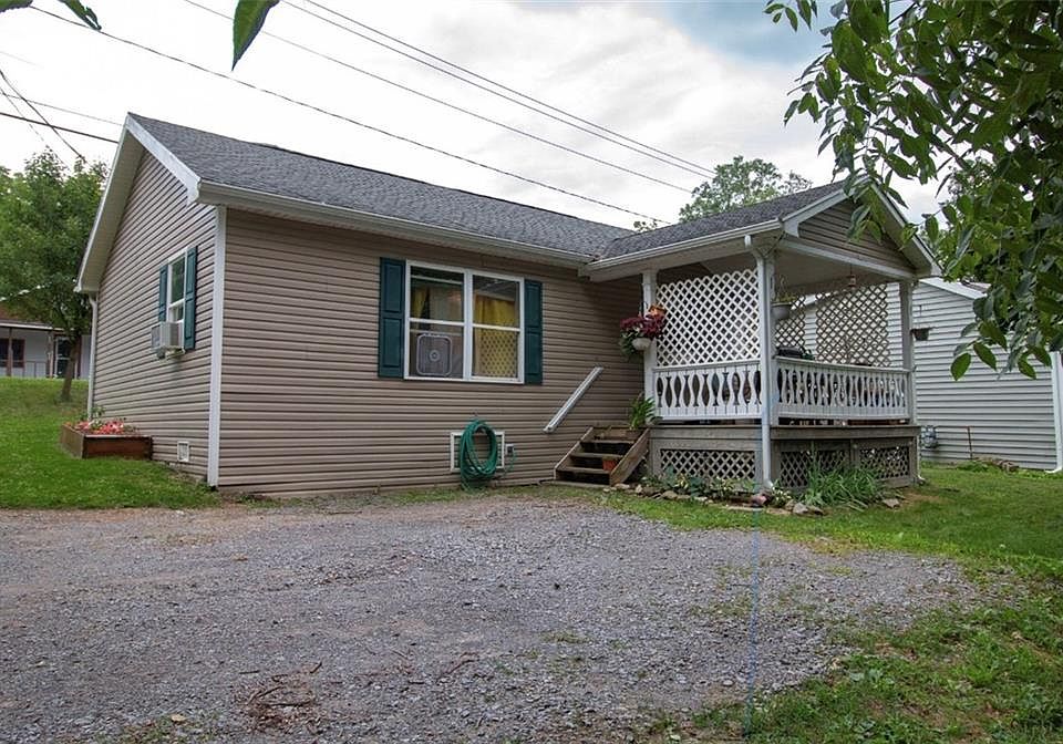 1st image of 8471 E Clairmont St