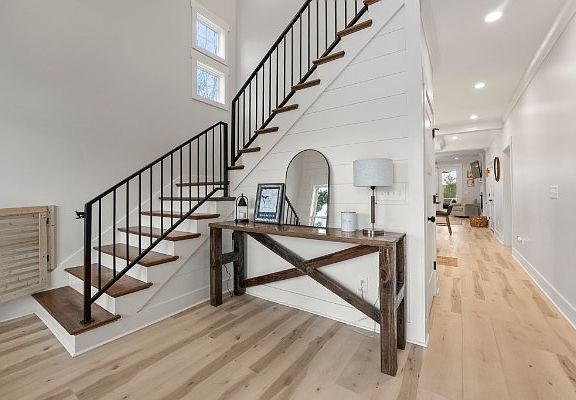 5th image of 73 Cypress Point Dr