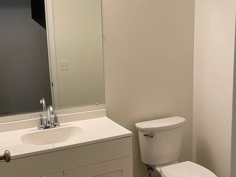 2595 Ellet Ave — Photo 14