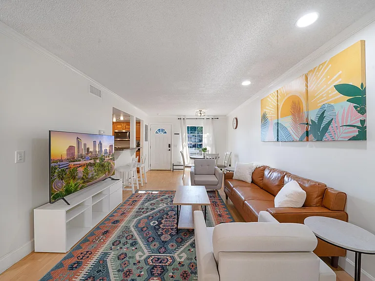 601 S Matanzas Ave #B — Photo 1