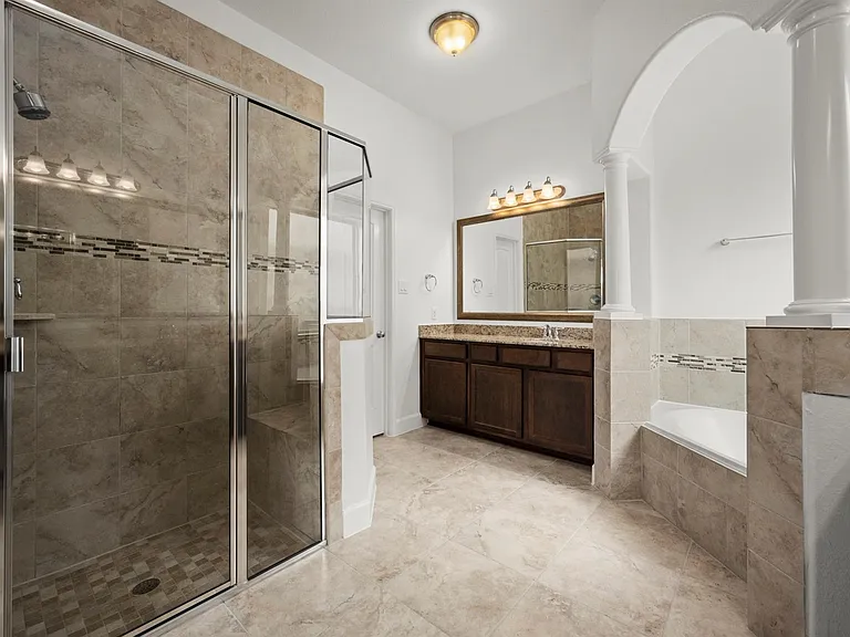 14807 Kenton Place Ln — Photo 16