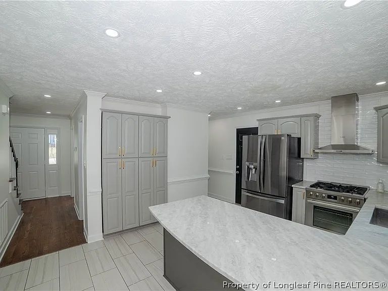 6317 Nakoma Way — Photo 12