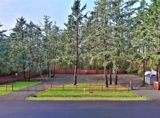 1013 Discovery Ave SE, Ocean Shores, WA