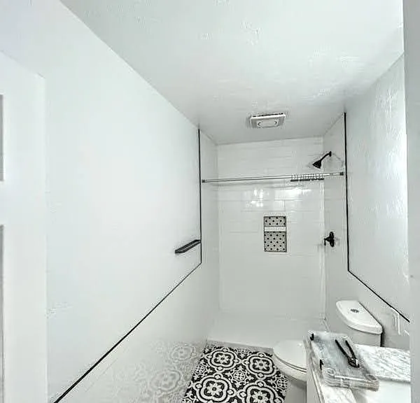 110 Handler St — Photo 13