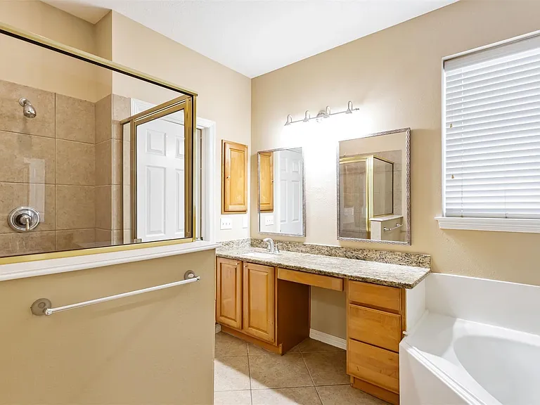 18714 Aquatic Dr — Photo 31