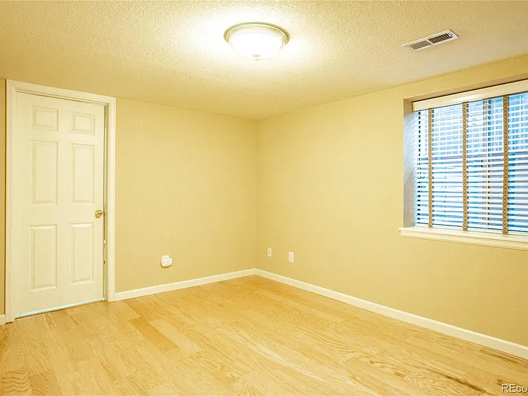1148 S Boston Ct — Photo 25