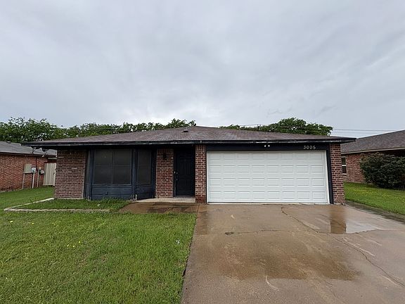 2nd image of 3005 Thoroughbred Dr