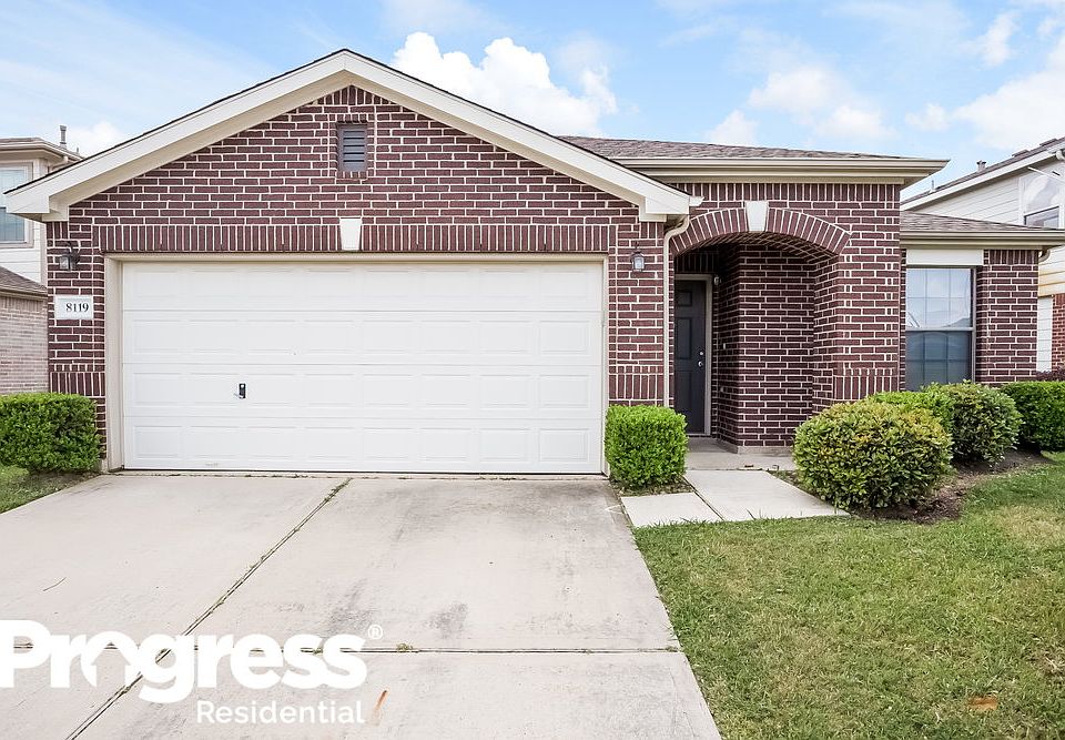 1st image of 8119 Sanders Forest Ct
