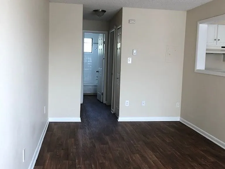 3401 S Marion St — Photo 42