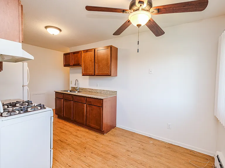 Trentwood Apartments — Photo 27