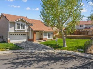 37416 Windsor Ct, Palmdale, CA 93550