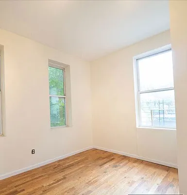 Rented by Owner | media 12