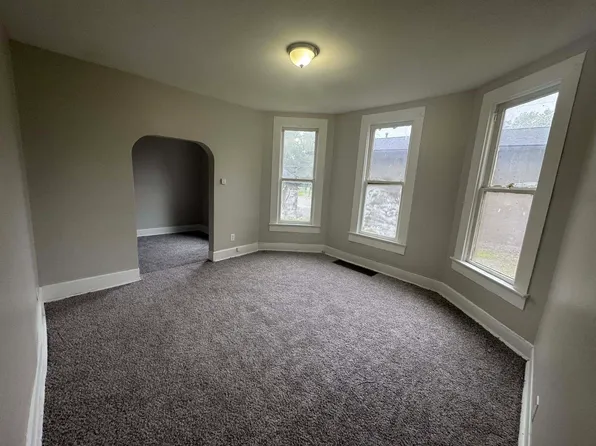 779 Dryden Rd #779, Zanesville, OH 43701