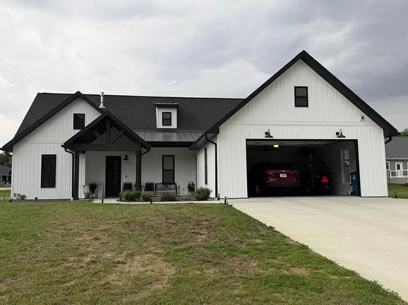 1322 N Cabernet Ct, Vincennes, IN 47591