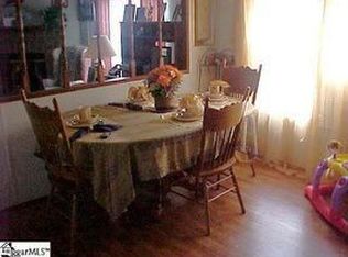 2 Surfside Ct, Piedmont, SC 29673