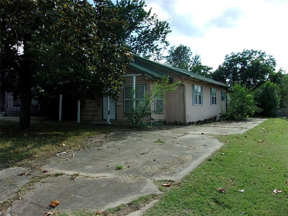 1st image of 1610 N Park Ave Lot 12