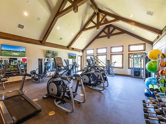 5th image of 243 Cimarron Rd