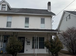 1019 Howertown Rd, Catasauqua, PA 18032