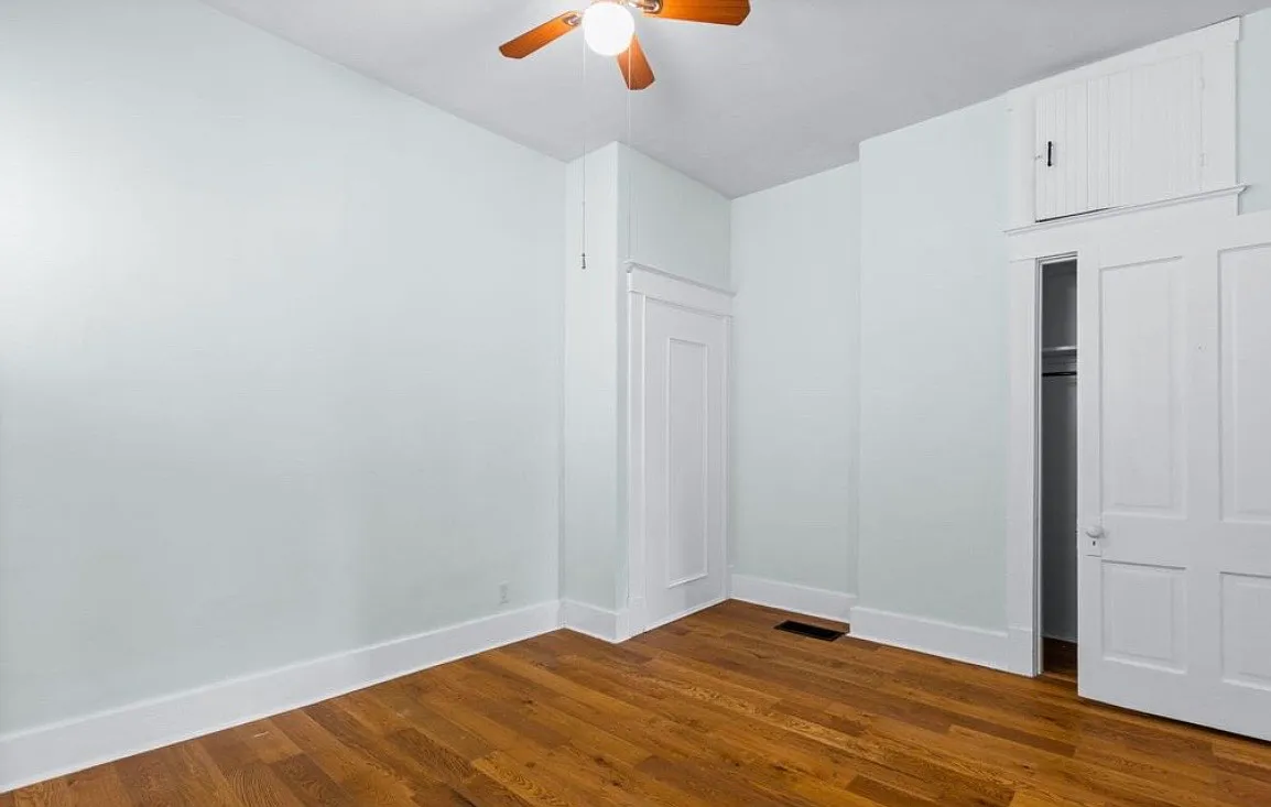 2 bed, $1,400 — Photo 3