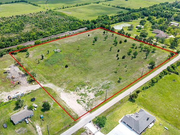 2nd image of 2289 County Road 163