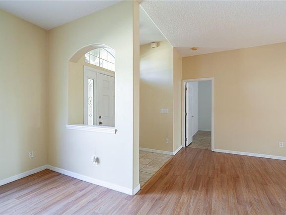 3rd image of 3798 Glenford Dr