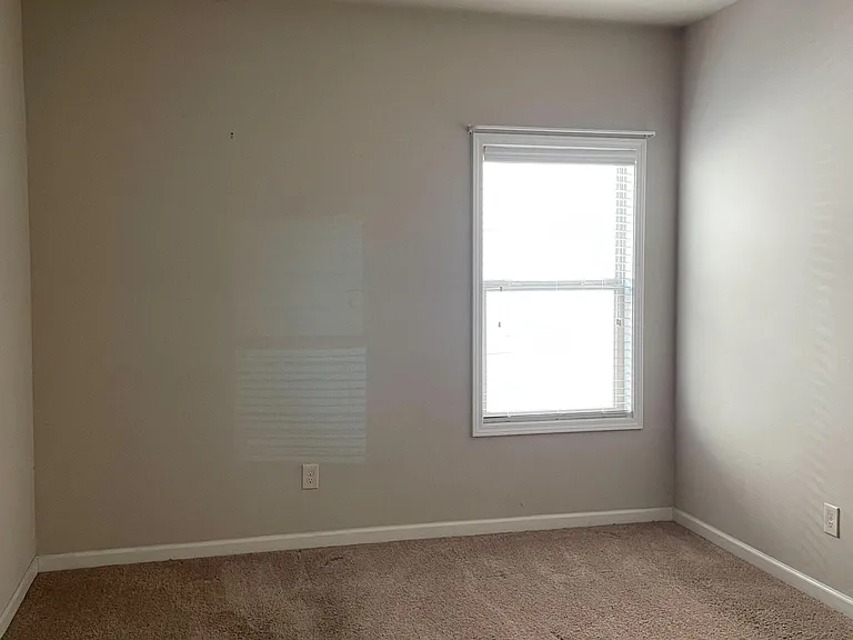 5313 Catrina Way — Photo 7