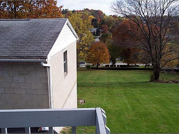 3rd image of 745 Harvey Ave