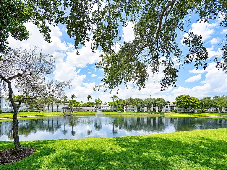 Cortland Pembroke Pines — Photo 28