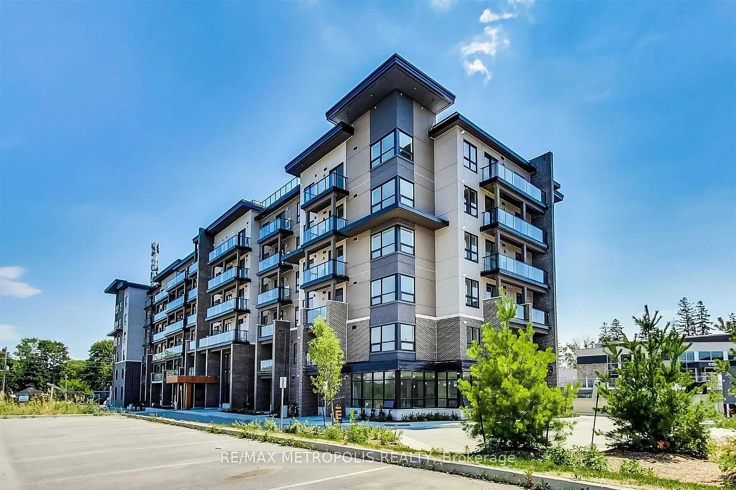 2 bed, $2,500 — Photo 1