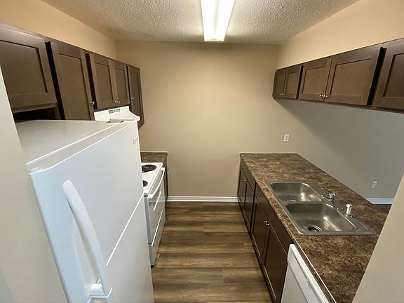 3rd image of 508 Landview St APT A