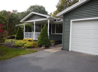 90 Kimberly Anne Dr, Rochester, NY 14606