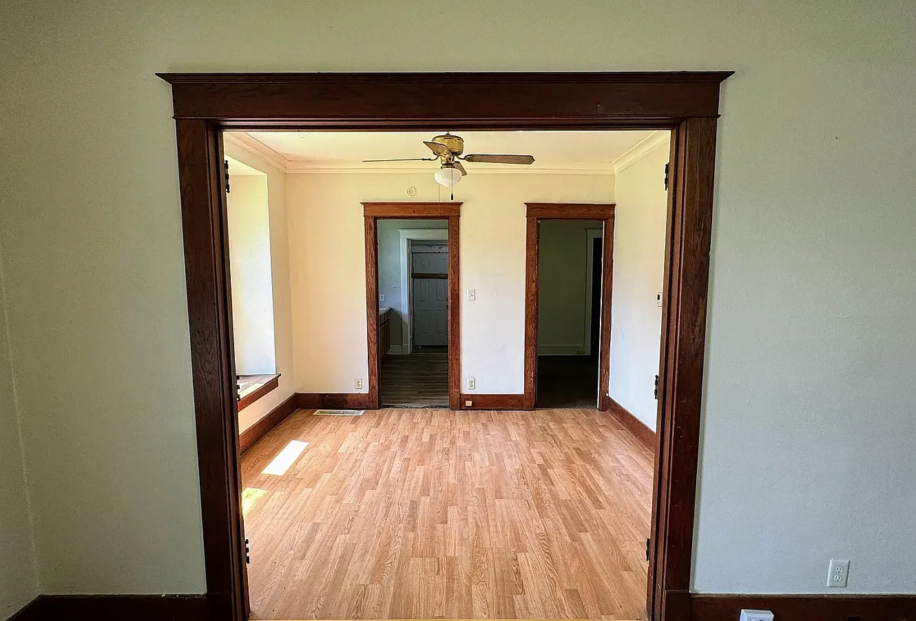 2015 N Central — Photo 4